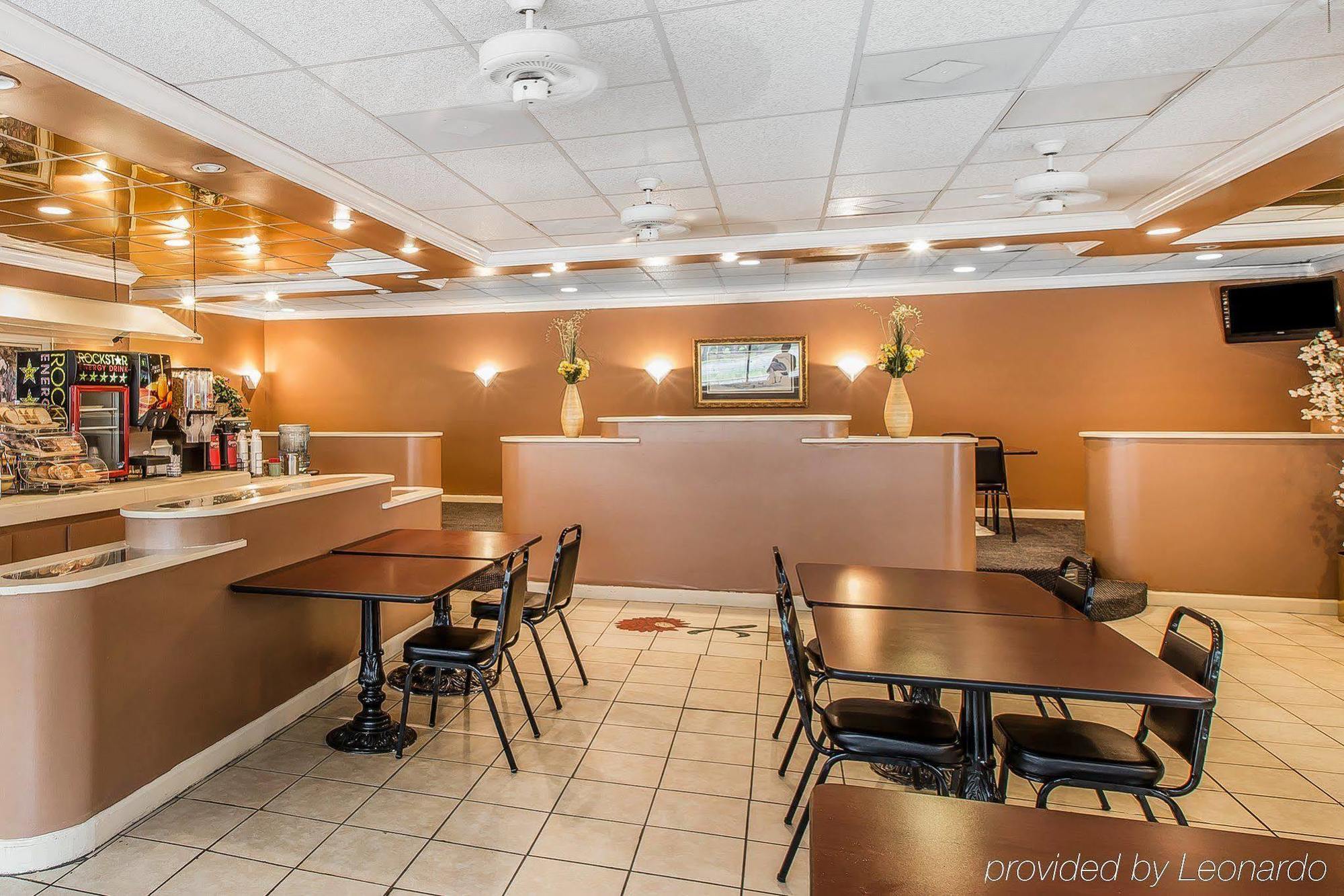 Econo Lodge Douglas Exteriér fotografie