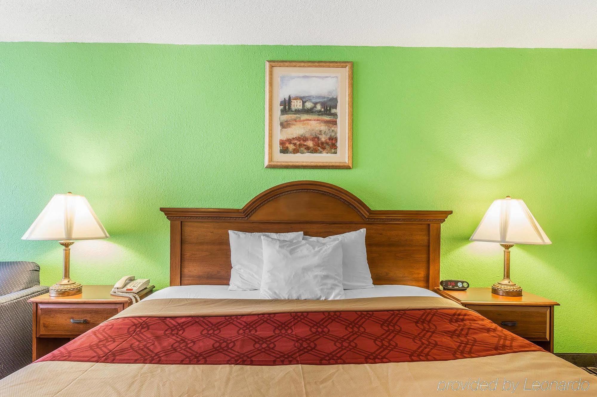 Econo Lodge Douglas Exteriér fotografie