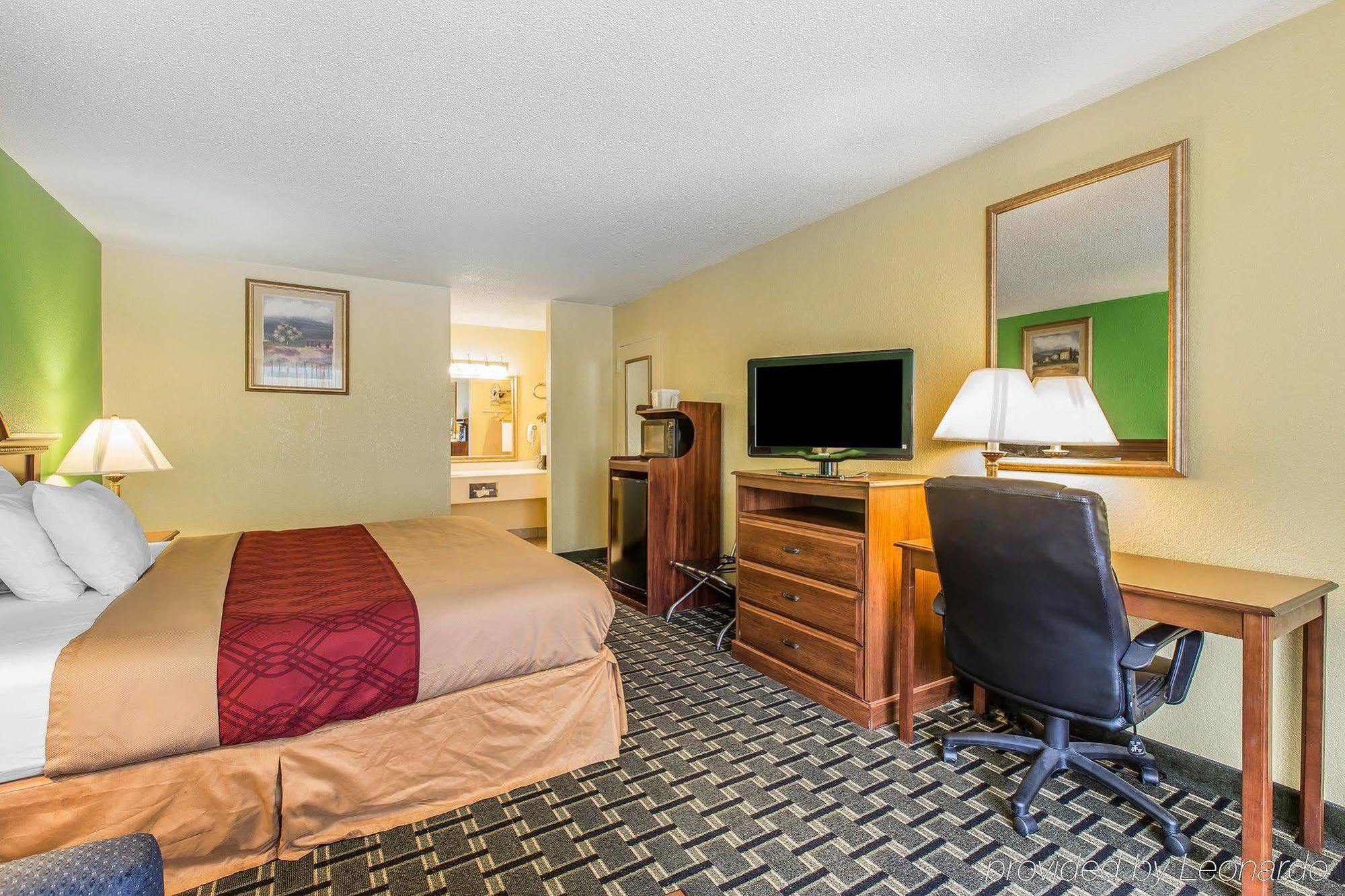 Econo Lodge Douglas Exteriér fotografie
